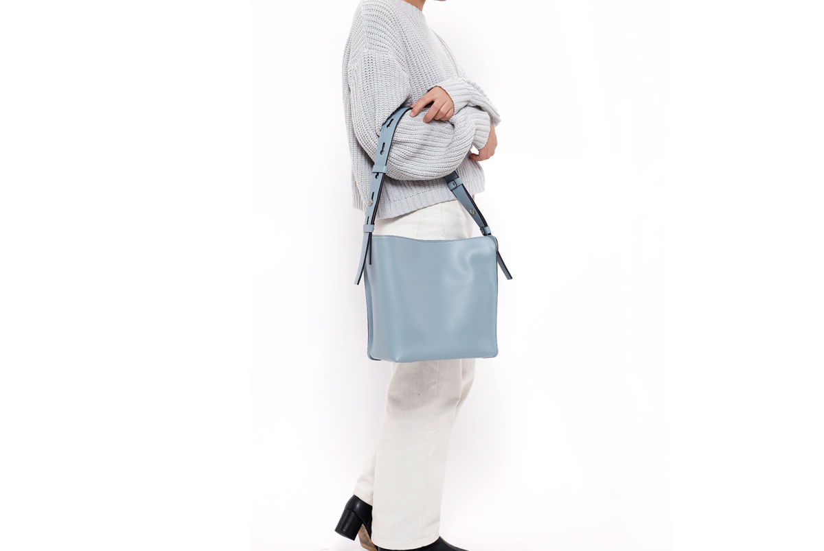 エポイ／Epoi バッグ ショルダーバッグ 鞄 レディース 女性 女性用レザー 革 本革 ブルー 青  40909-80 BEPO 02 ゼロニ ワンショルダー